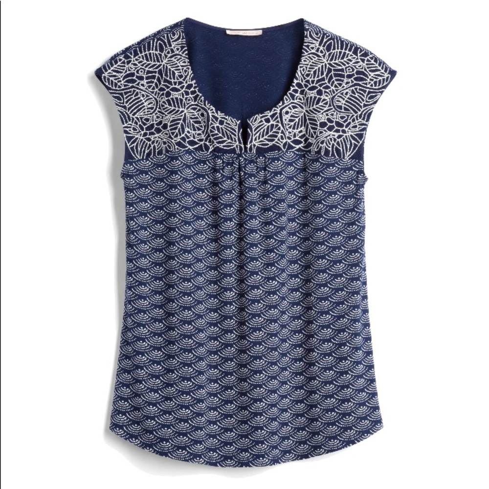 Skies are Blue Delila top